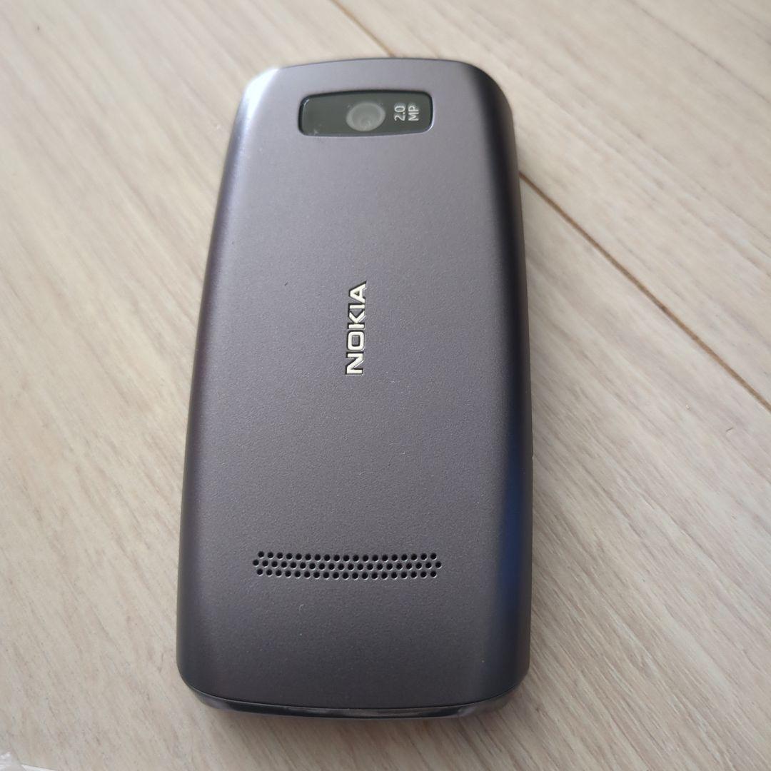 Nokia Asha 305 本体