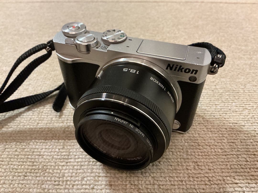 Nikon ミラーレス一眼カメラ 1 NIKKOR 10-30mm