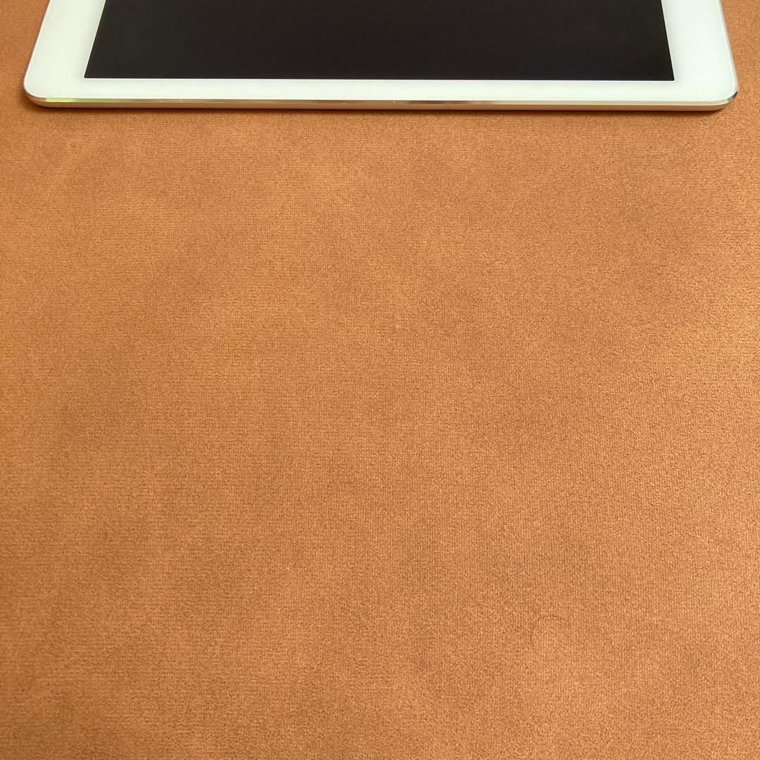 91【早い者勝ち】iPad Air2 第2世代 16GB au☆