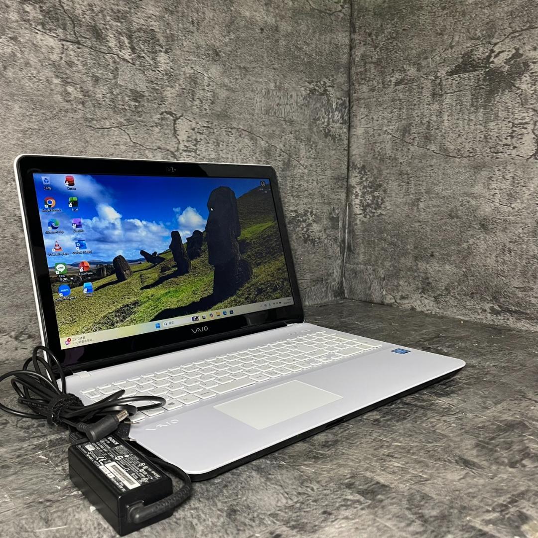 ★SSD Windows11 office2024 初期設定済すぐ使える★V