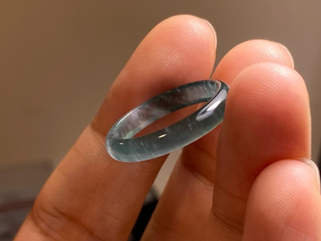 L16-49 上品 高氷種 15.5号薄墨緑グアテマラ産A貨本翡翠くりぬきリング