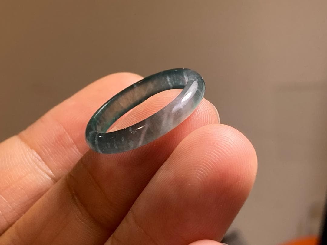 L16-49 上品 高氷種 15.5号薄墨緑グアテマラ産A貨本翡翠くりぬきリング