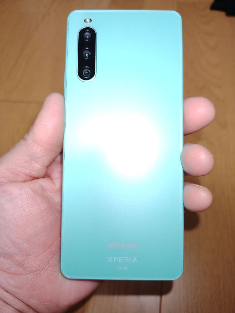 Xperia docomo ミントグリーン 本体
