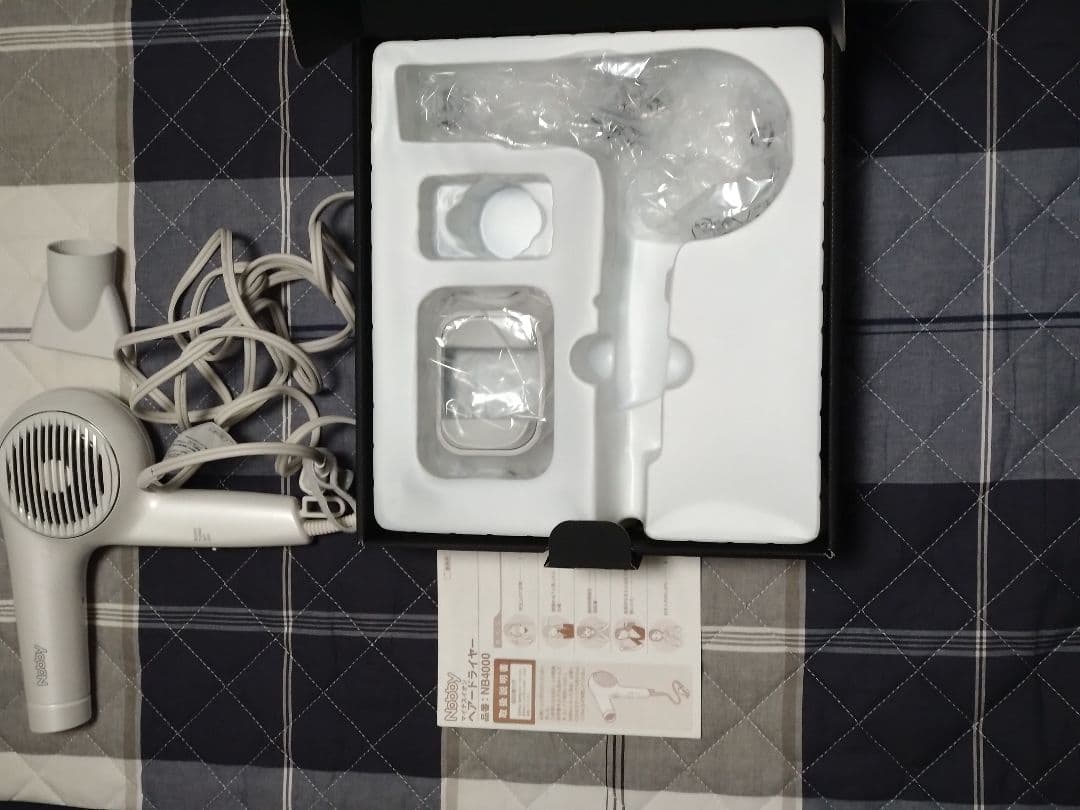 Nobby N4000ヘアドライヤー ホワイト