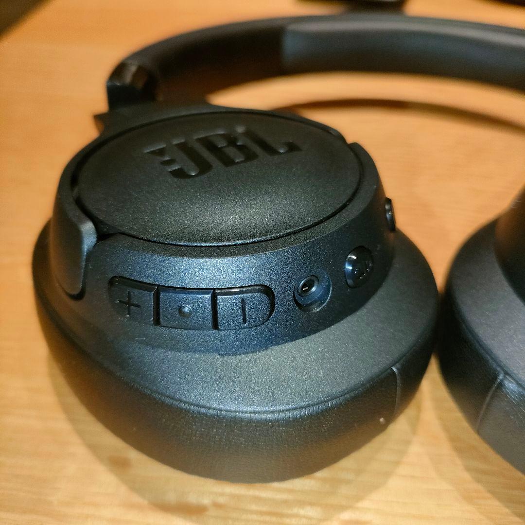 【美品】JBL ワイヤレスヘッドホン　TUNE 770NC