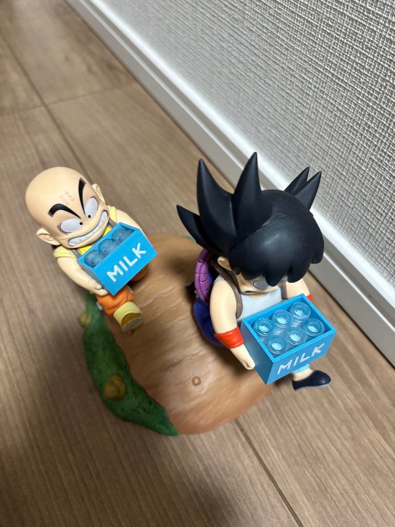 一番くじ ドラゴンボール A賞 孫悟空&クリリン 牛乳配達フィギュア 箱無し
