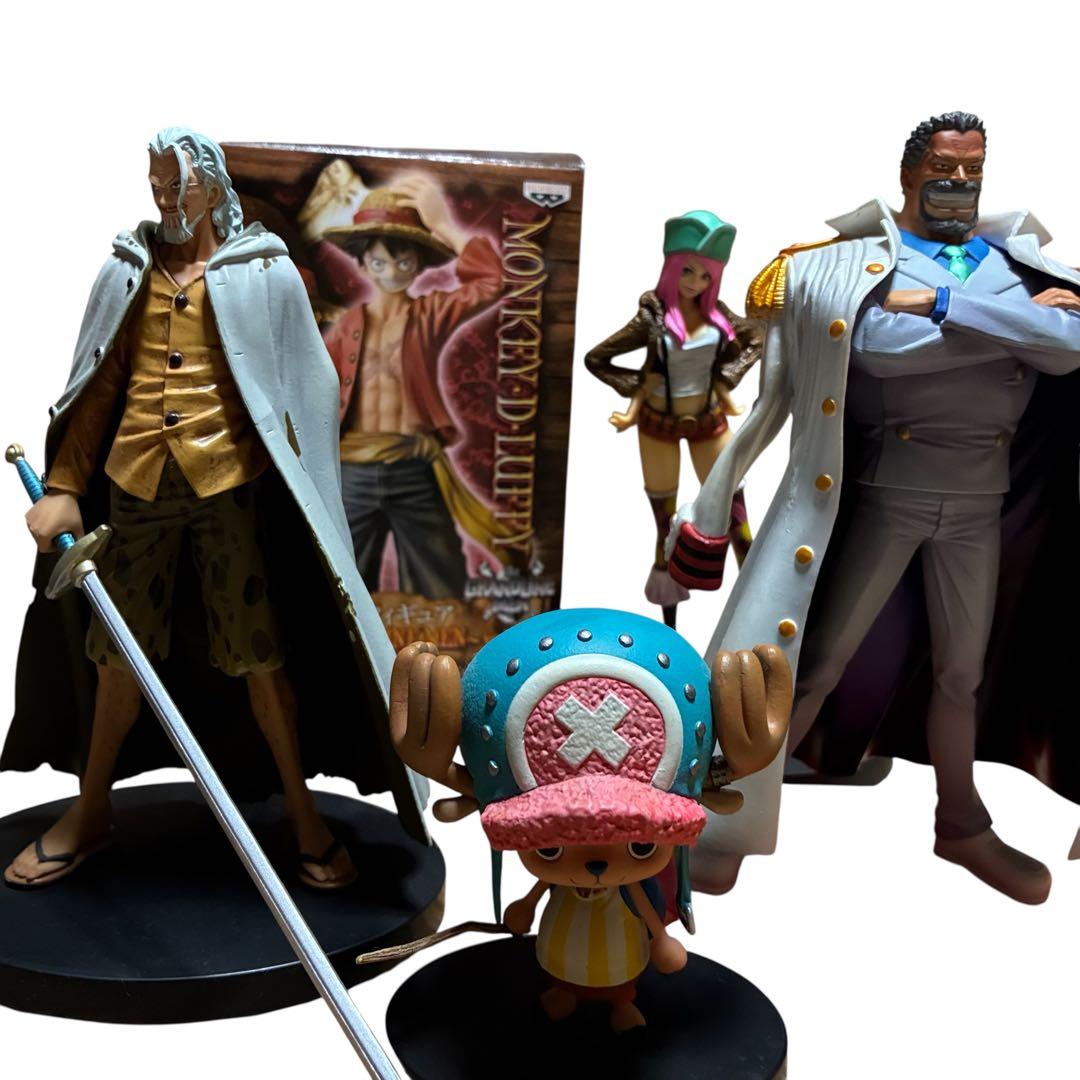 ワンピース　フィギュア　27体セット　DXシリーズ　七武海　海軍大将　など