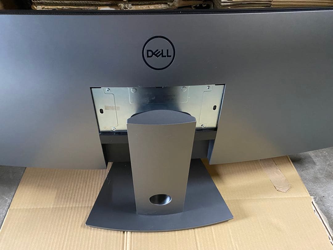 S*D様 【液晶割れ】DELL 曲面モニター U4919DW 49インチ ワイド