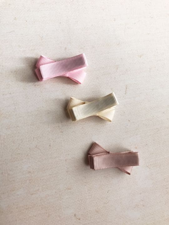 ベビー ヘアクリップF クロスリボン
