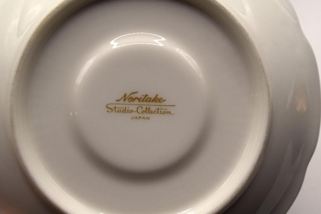 ノリタケ　スタジオ・コレクション　ブルー金彩デミタスカップ６客セット