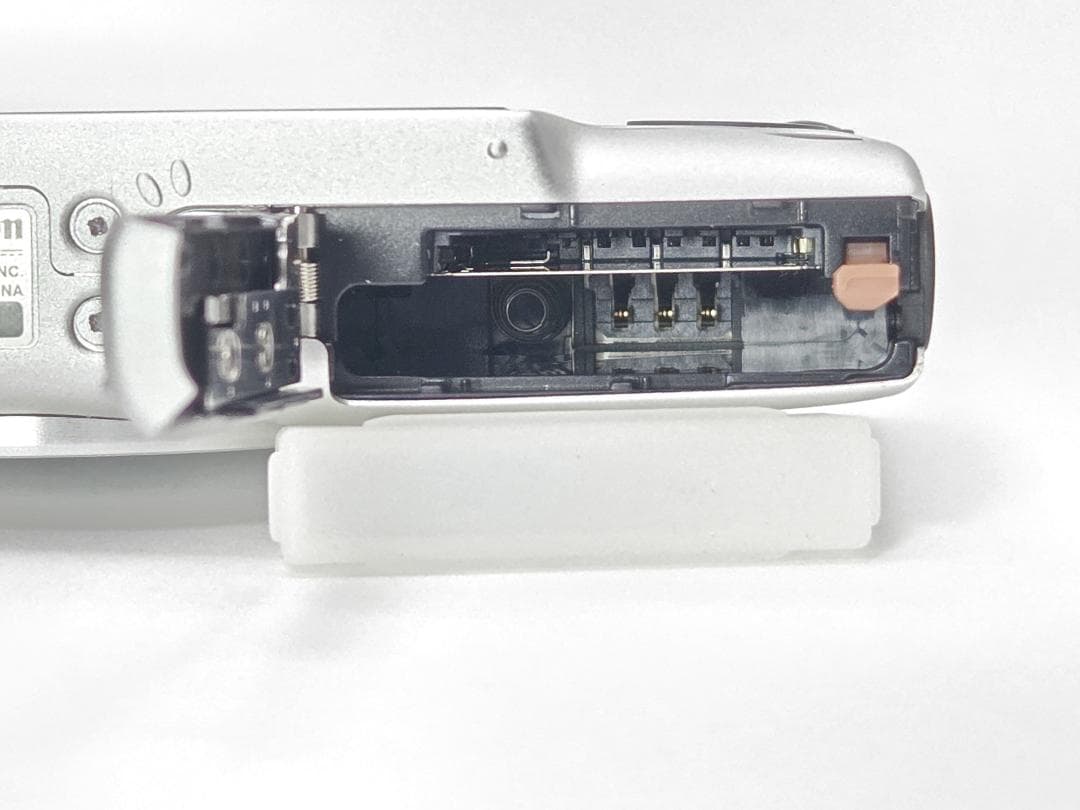 キヤノン　Canon IXY 90F シルバー 《動作確認済み・すぐ使えます！》