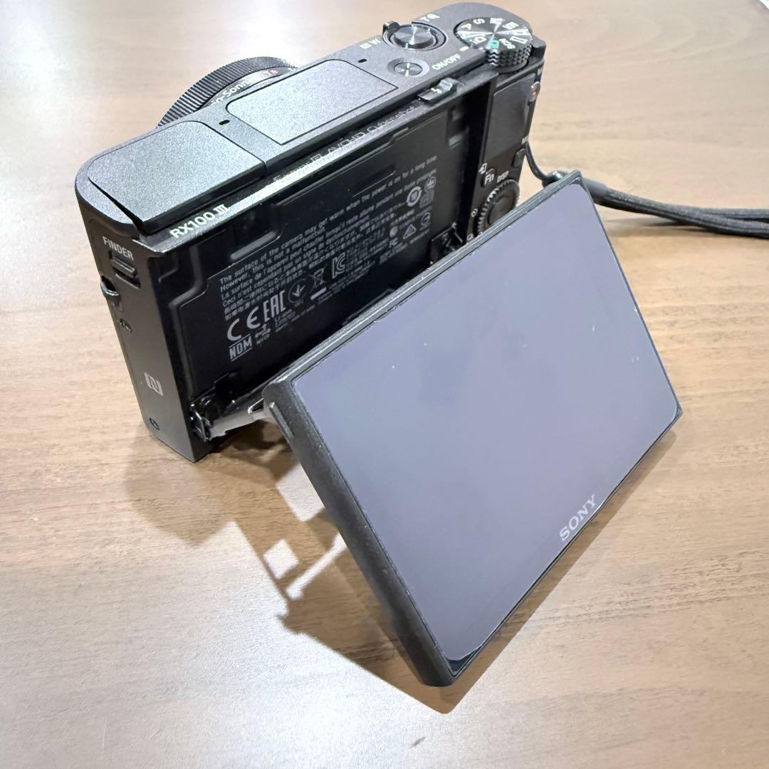 SONY RX100Ⅲ 動作確認済み 数箇所傷有り
