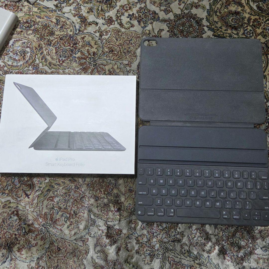 iPadアクセサリー Smart Keyboard Folio 11