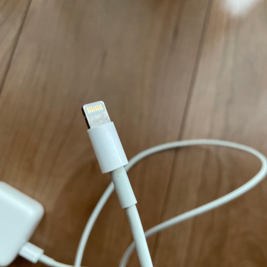 Apple iPad Air シルバー 128GB