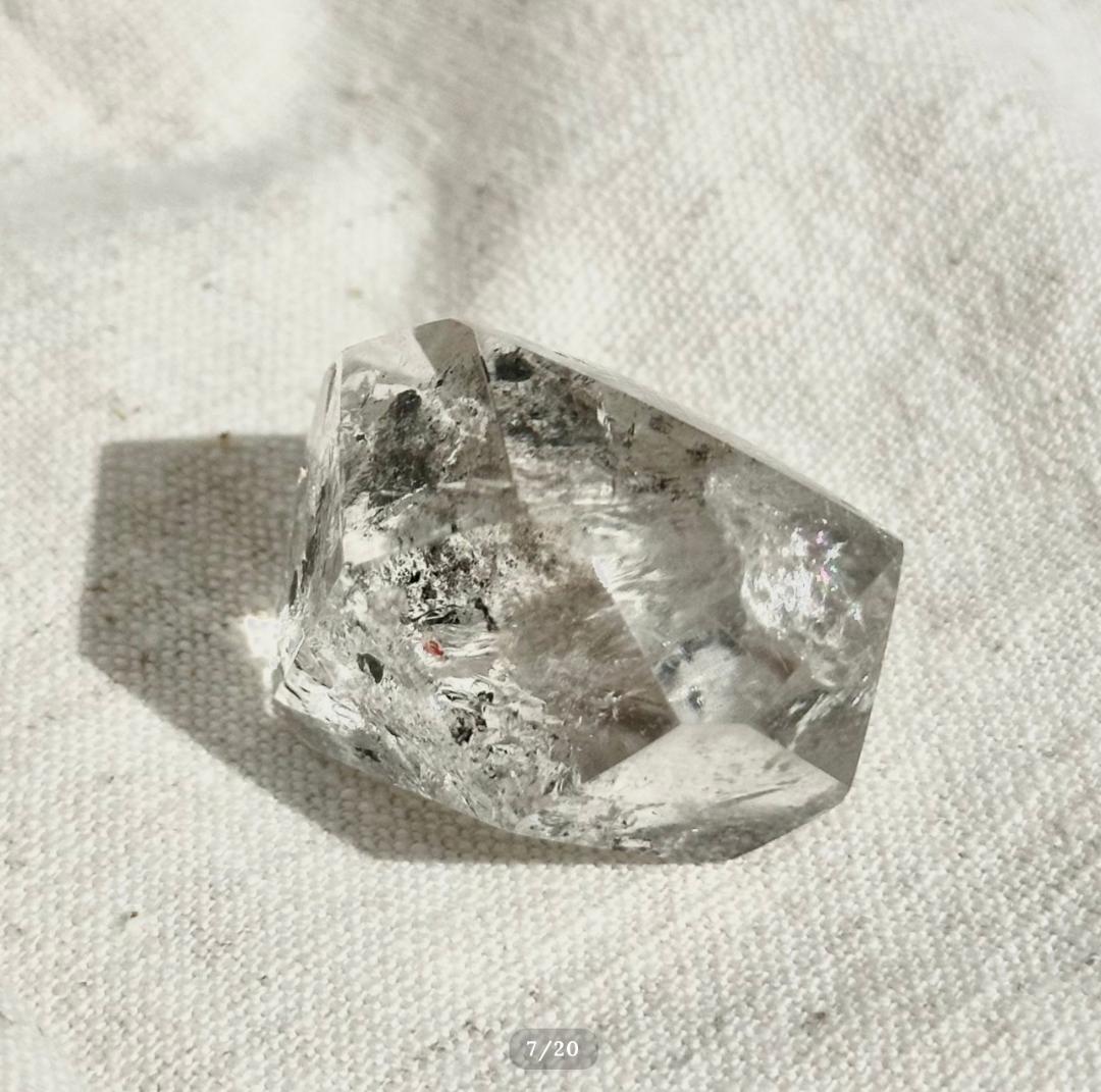 【水入り 水晶】ポイント エンハイドロ クォーツ アイリス クォーツ