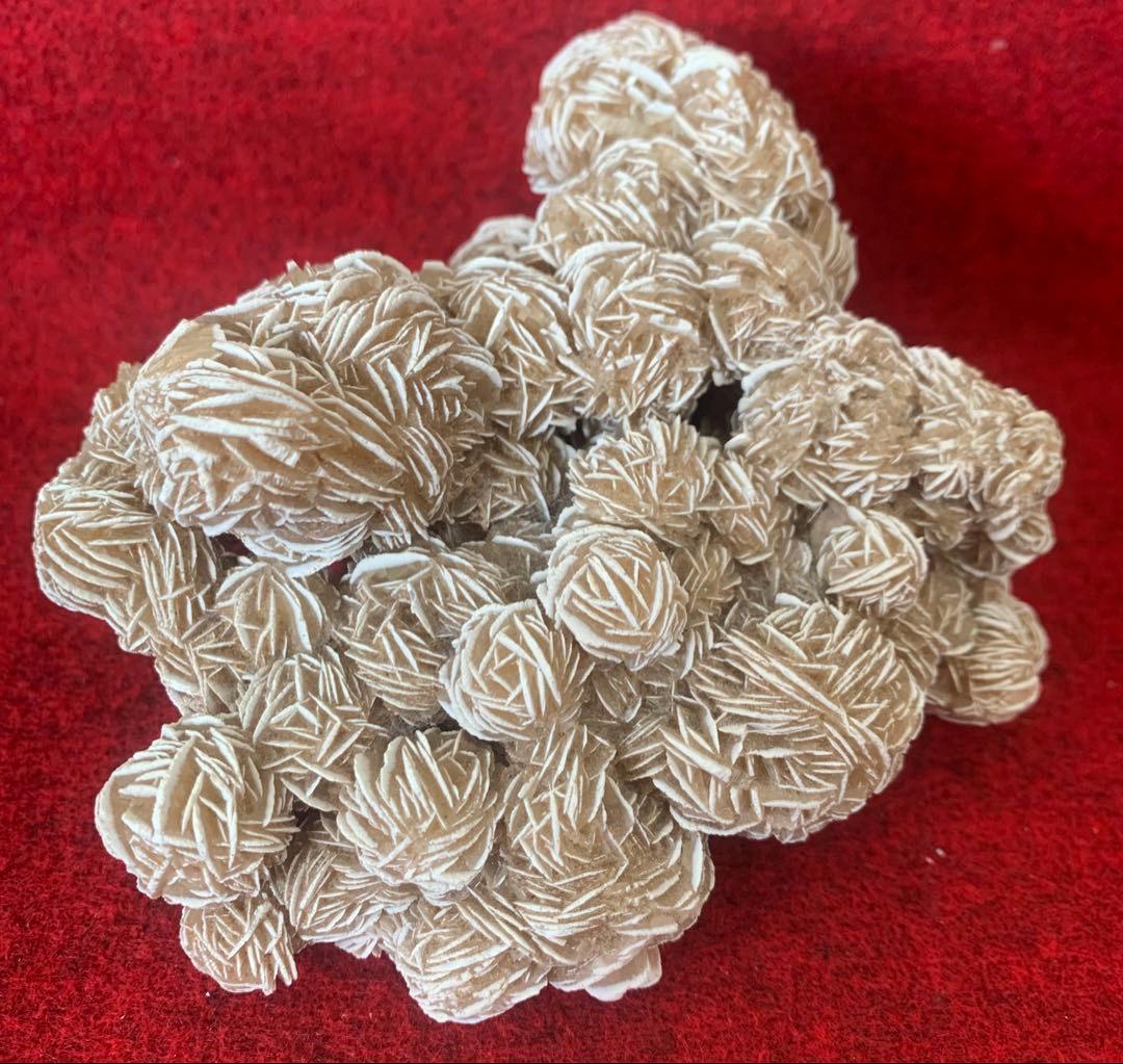 砂漠の薔薇　天然デザートローズ　ラージクラスター セレナイトストーン