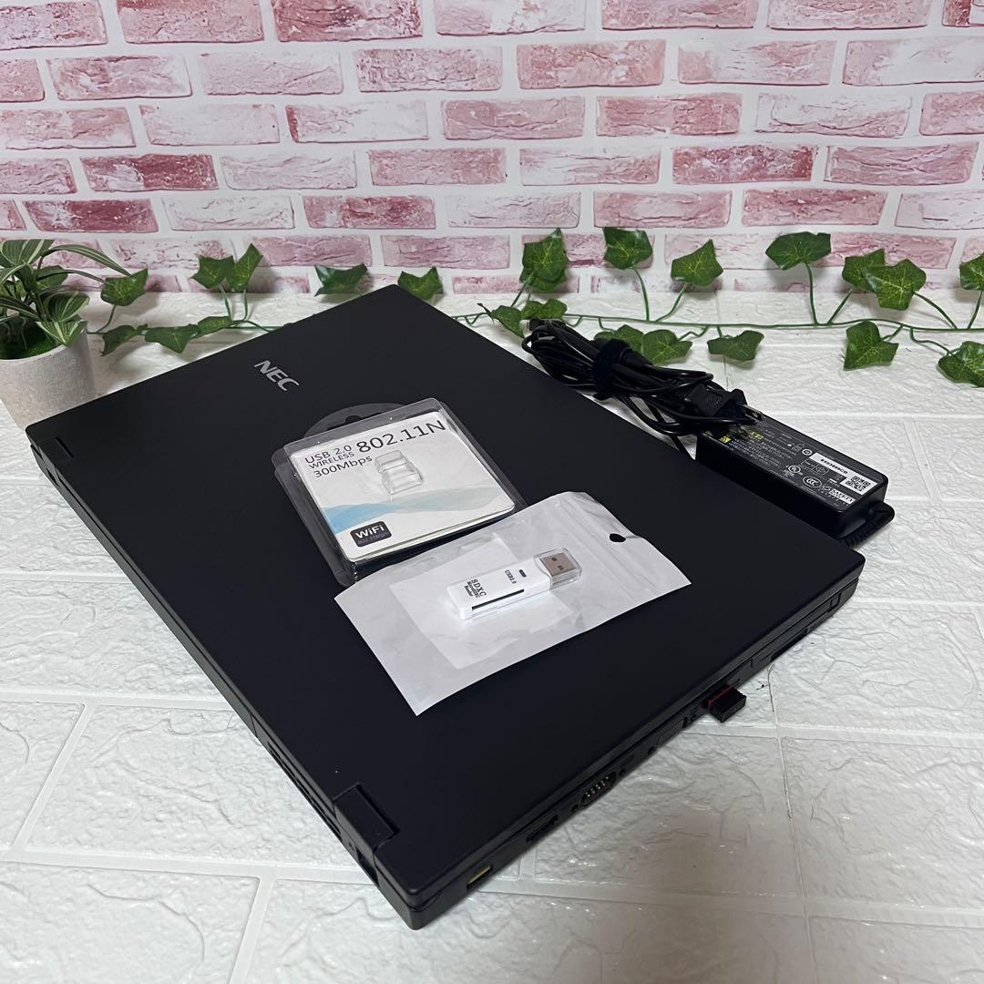 中古NECパソコンSSD256GB メモリ8GB★DVD ノートPC597