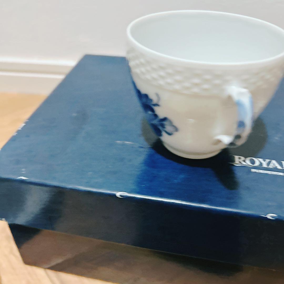 【美品】ロイヤルコペンハーゲン　ブルーフラワー　カップ＆ソーサー　ペア