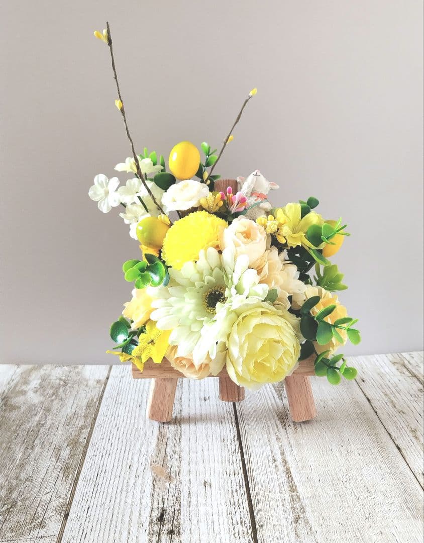 ハンドメイド　フラワーアレンジイーゼルオブジェ柴犬No.130