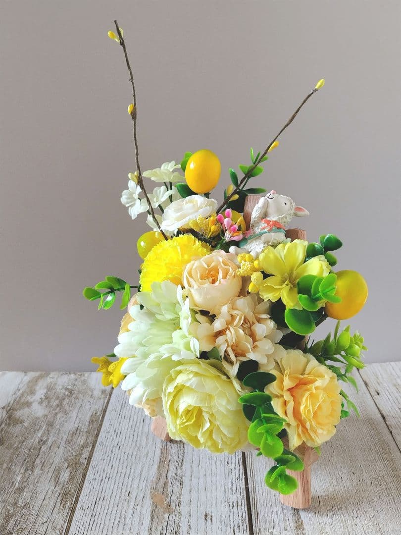 ハンドメイド　フラワーアレンジイーゼルオブジェ柴犬No.130