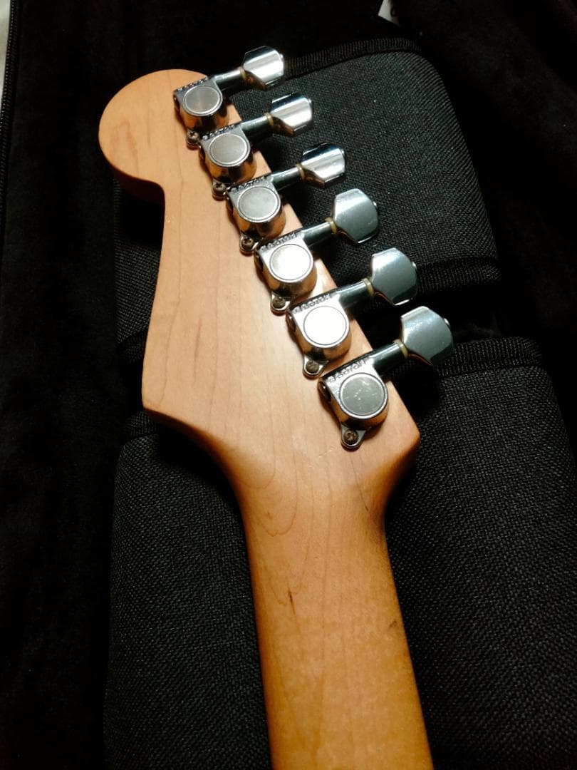 Eシリアル Fender Japan Stratocaster ハムバッカー