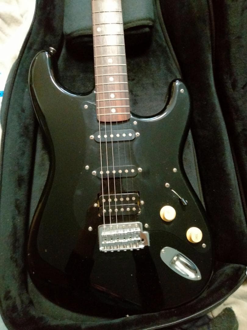 Eシリアル Fender Japan Stratocaster ハムバッカー