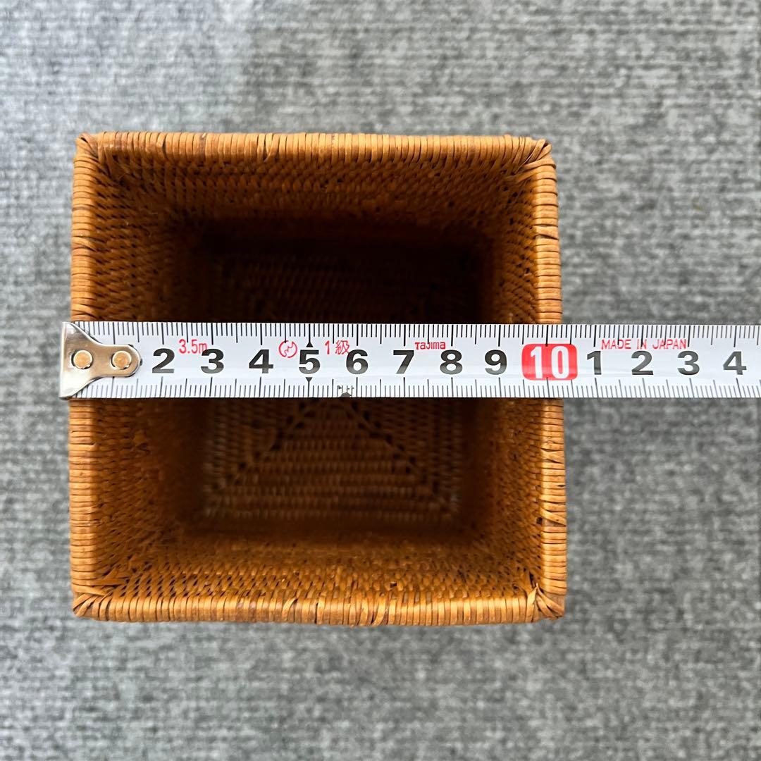 アタ　雑貨　収納カゴ　小物