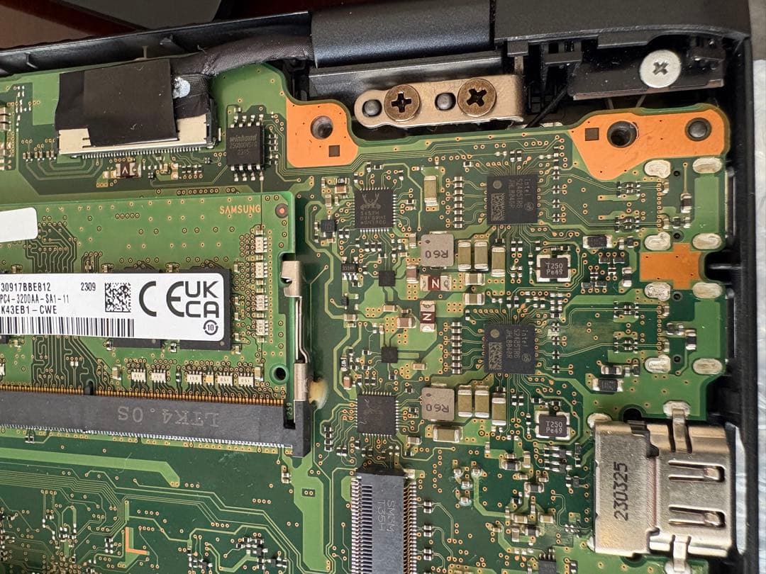 【ジャンク起動しません】dynabook G83/HV 2022年製SSDなし