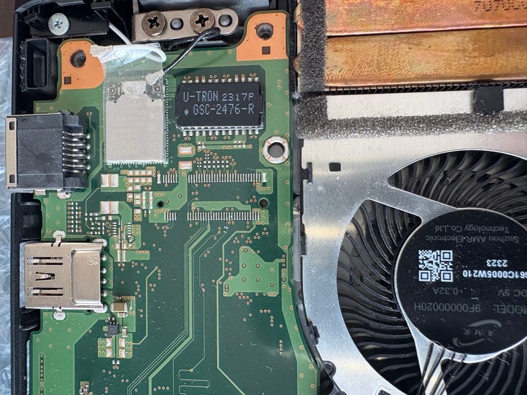 【ジャンク起動しません】dynabook G83/HV 2022年製SSDなし