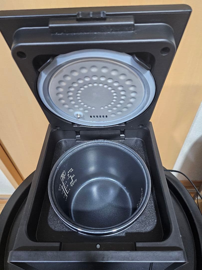 炊飯器 4合 キューブ型炊飯器 マイコン式 一人暮らし YJS-CM072　山善