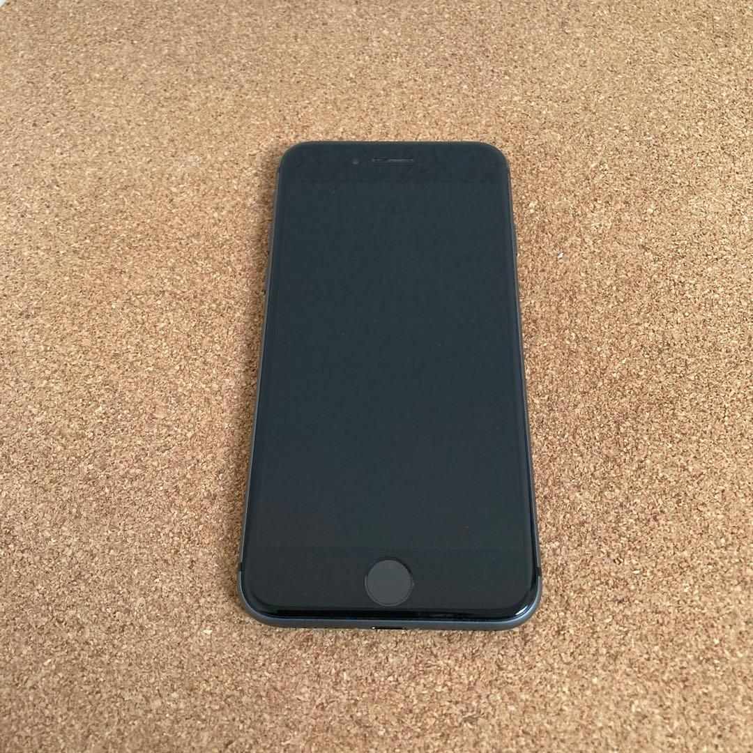 943【早い者勝ち】iPhone8 64GB SIMフリー☆