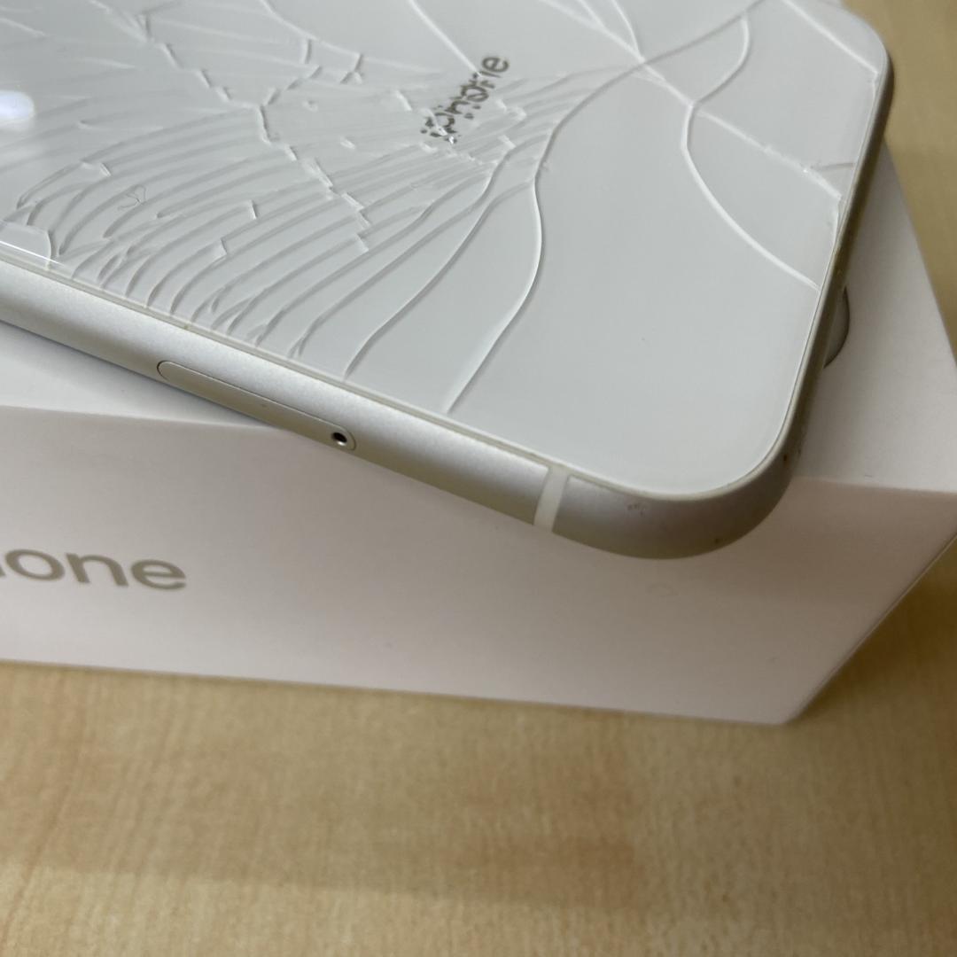 Apple iPhone XR 64GB ホワイト 本体 +イヤホン