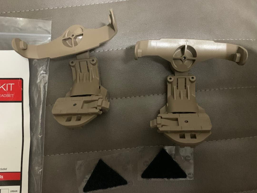 個人装備 OPS CORE RAIL MOUNT KIT