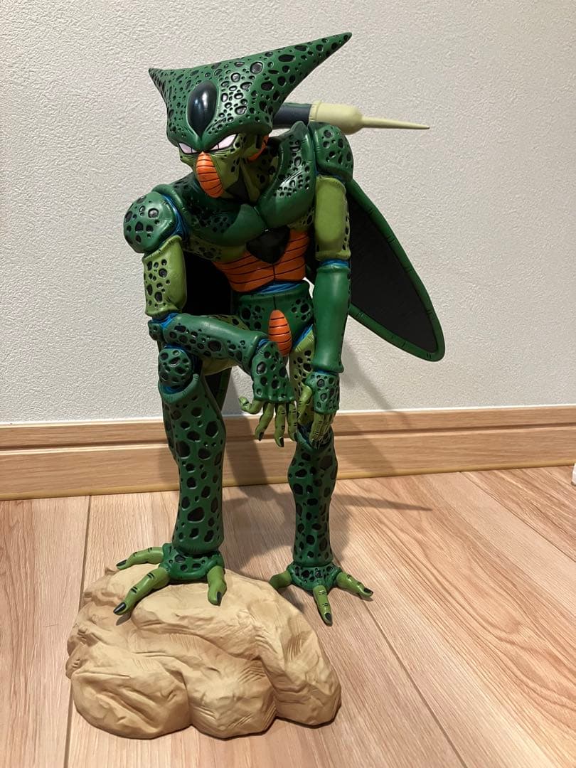 ドラゴンボールアライズ　セル　第一形態　フィギュ開封品
