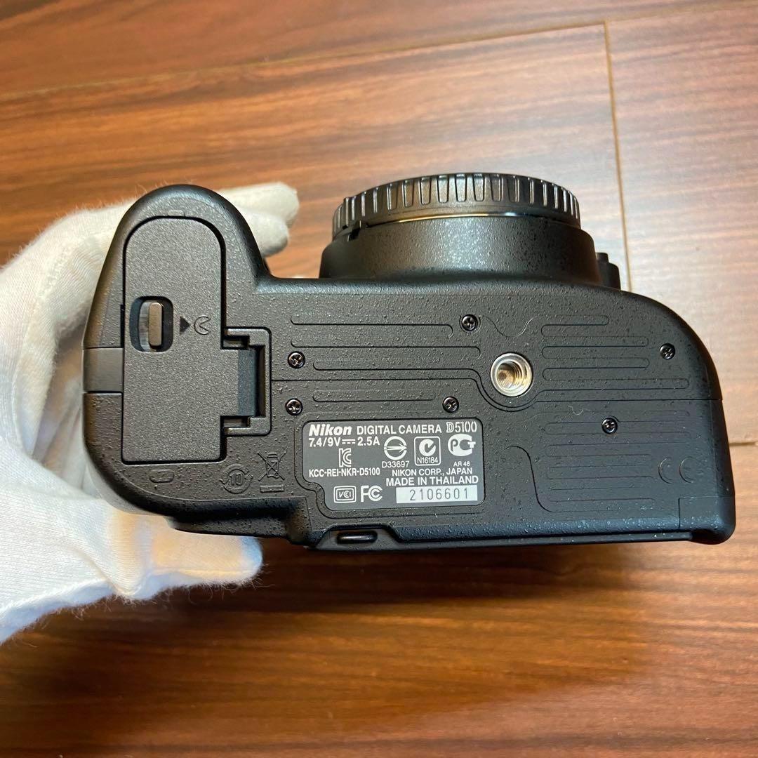 Nikon D5100 ダブルズームキット 一眼レフ ほぼ新品 3385