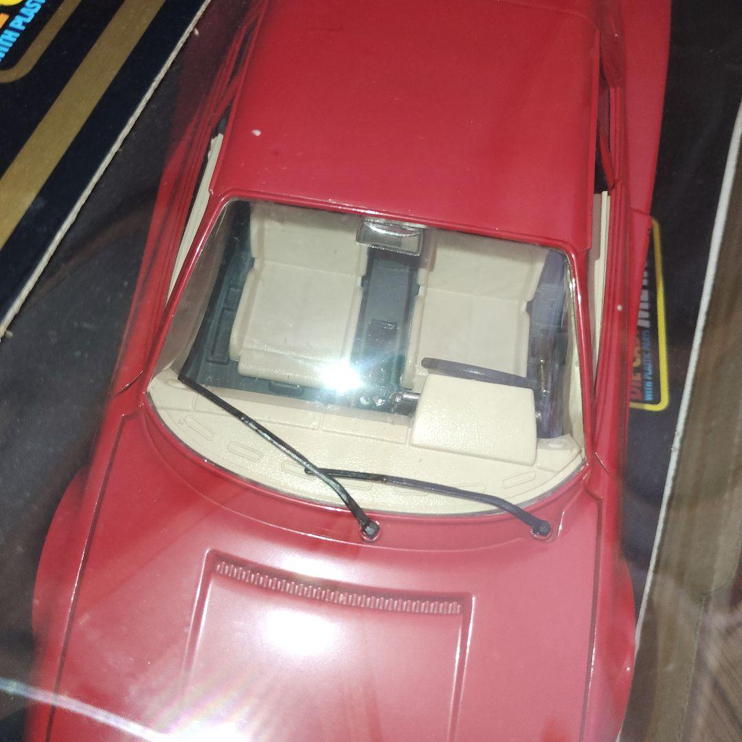フェラーリテスタロッサ「1984」1/18 ミニカー 未使用品