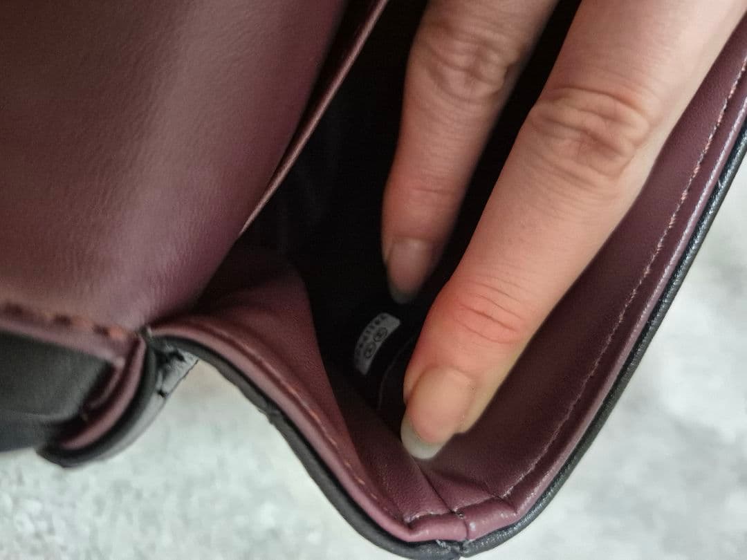 CHANELノベルティ 二つ折り財布