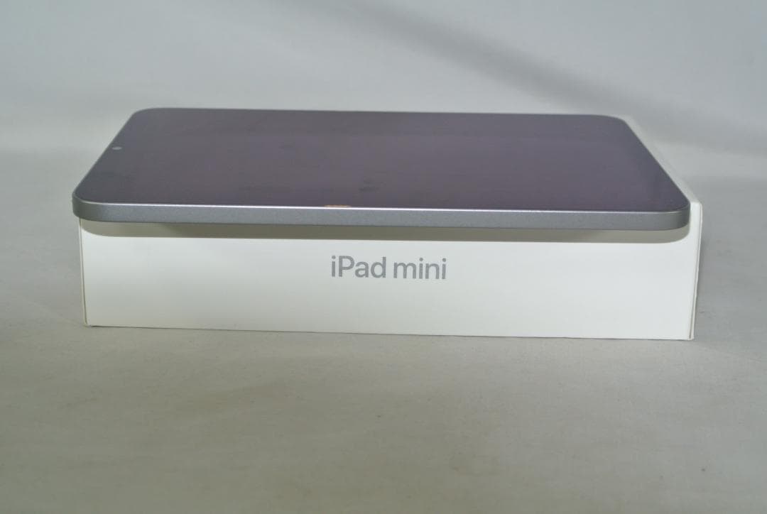 Apple iPad mini8.3インチWi-Fi128GB MXN63J/A