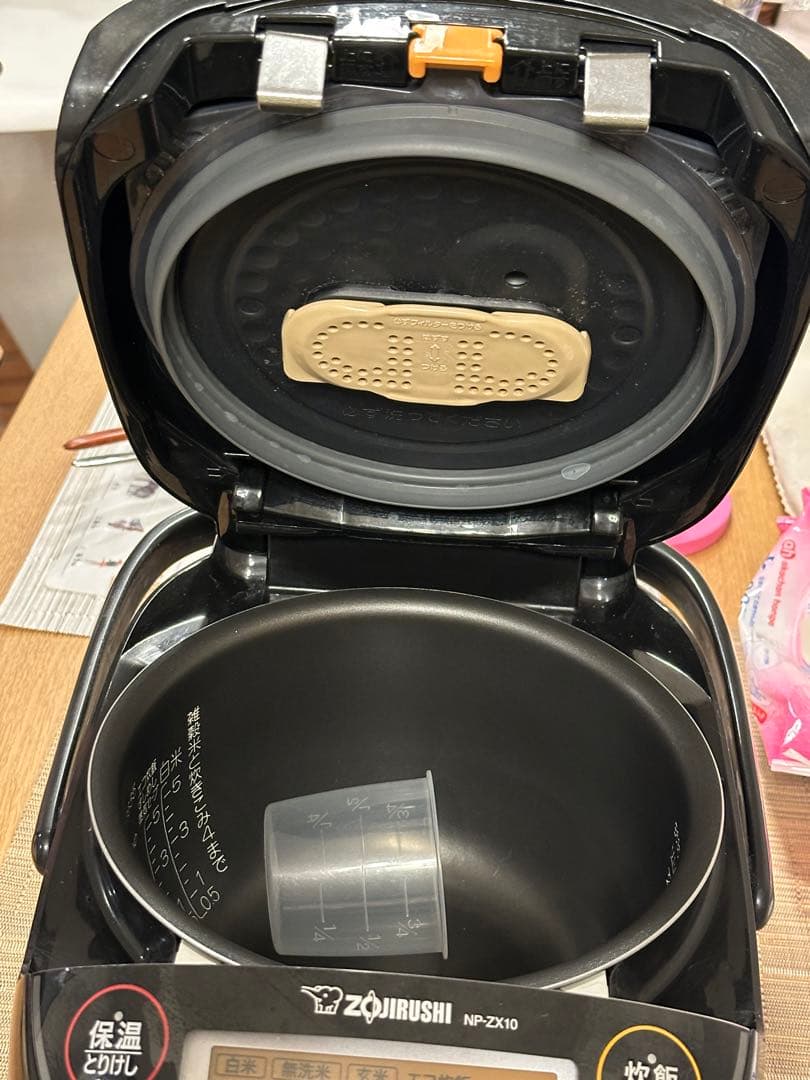 Zojirushi NP-ZX10 圧力IH炊飯器 黒