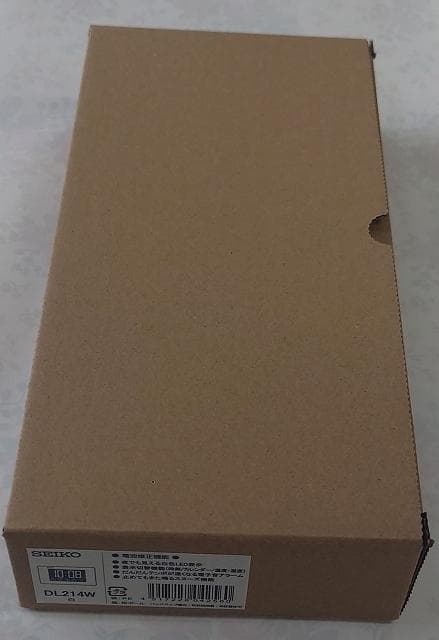 お値打ち　セイコー電波置き掛け時計 AC電源 DL214W　新品