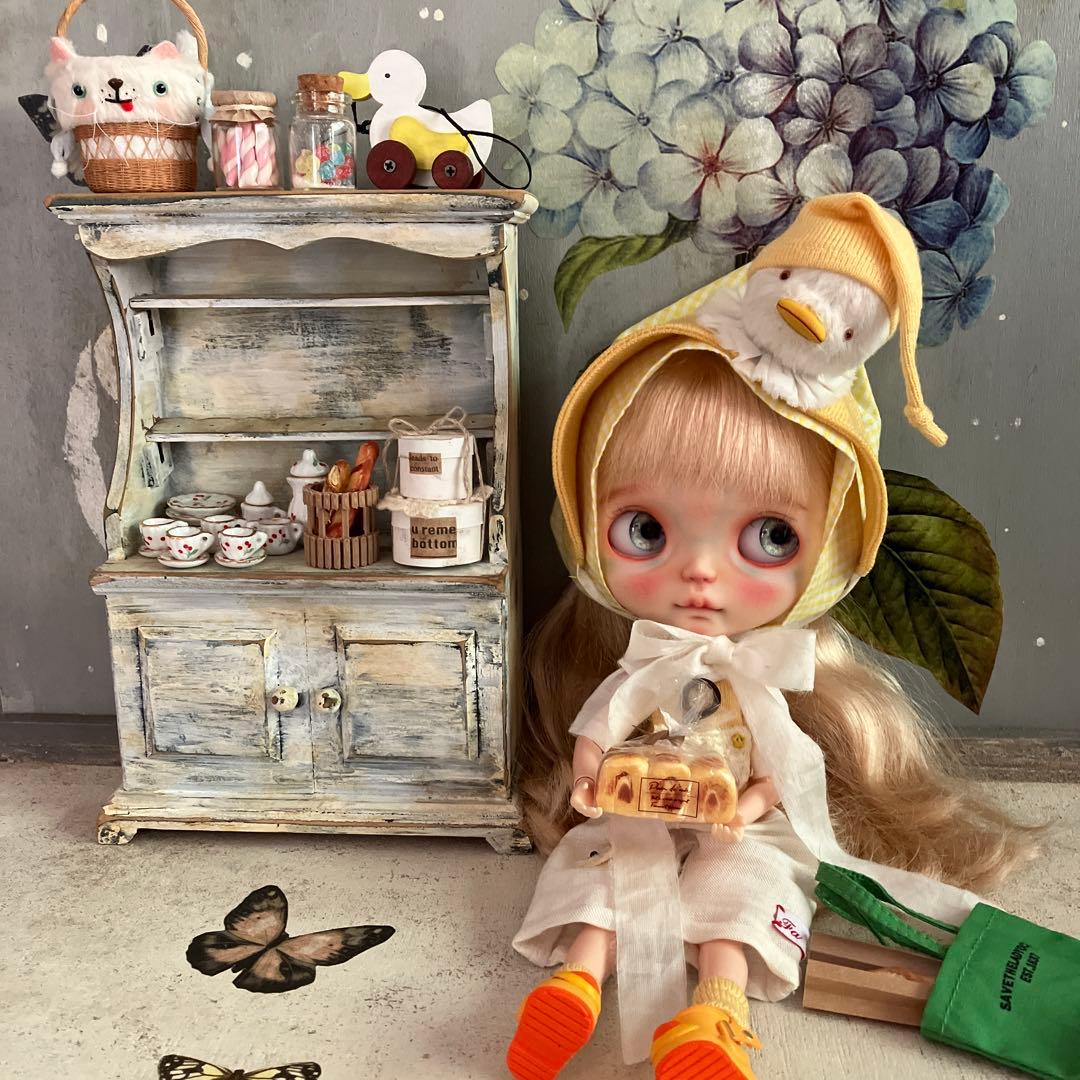 【専用出品】ドール用家具 食器棚