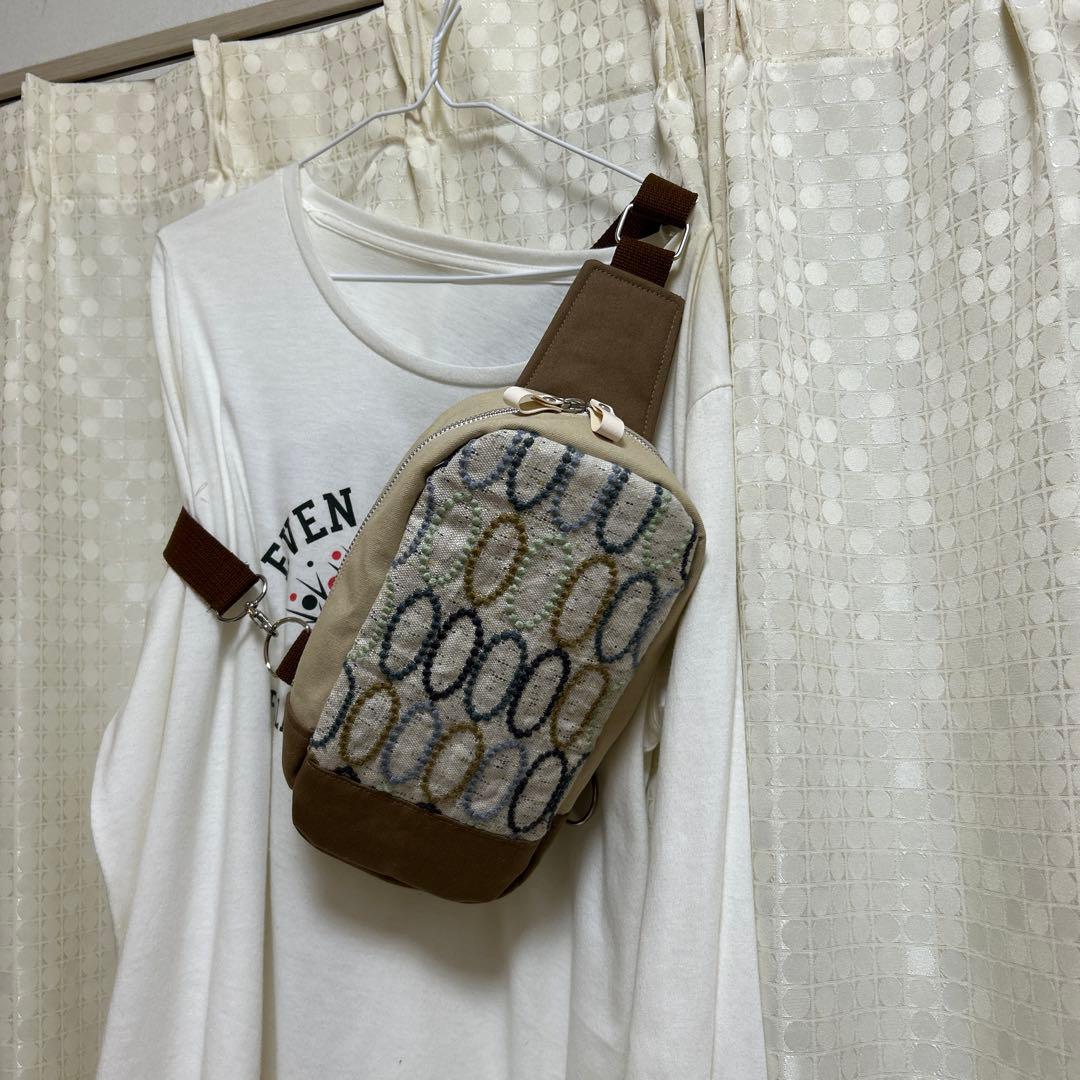 ミナペルホネン　ハンドメイド　BOXタイプボディバッグ タルト