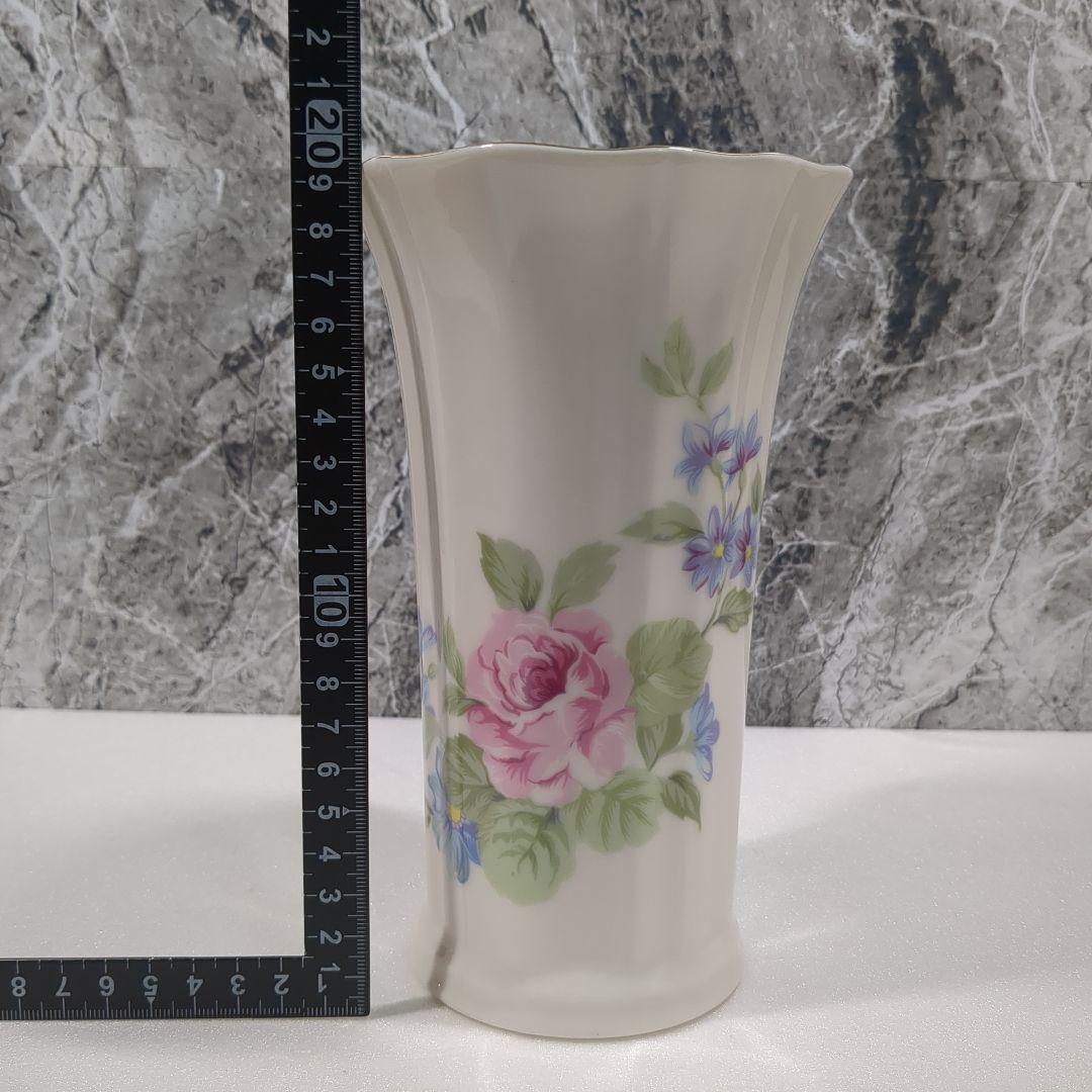 VIENNA HOUSE 花瓶・一輪挿し 2個セット 陶磁器