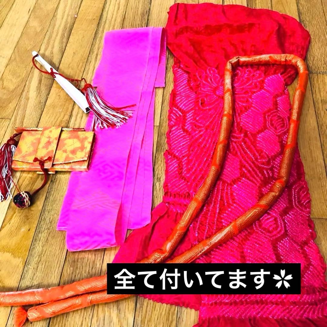 七五三 七歳‼️人気赤地に蝶々花々金彩金箔煌びやか‼️便利で人気❤️完全フルセット‼️赤