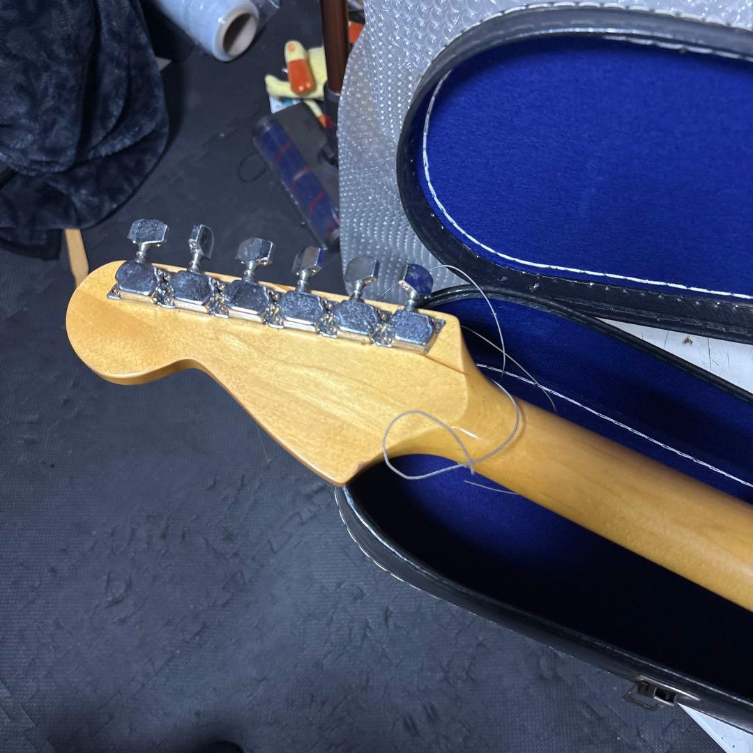 サ*ド様 エレキギター　gibson?