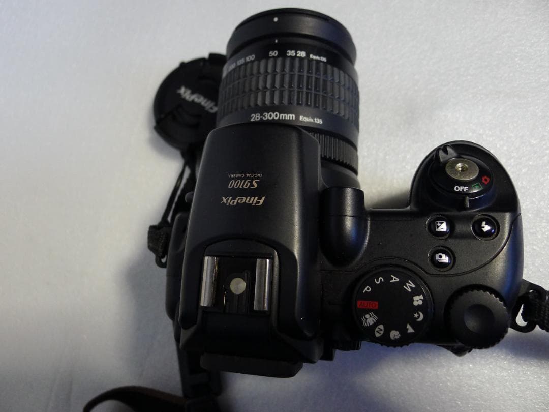 Fujifilm FinePix S9100 デジタルカメラ