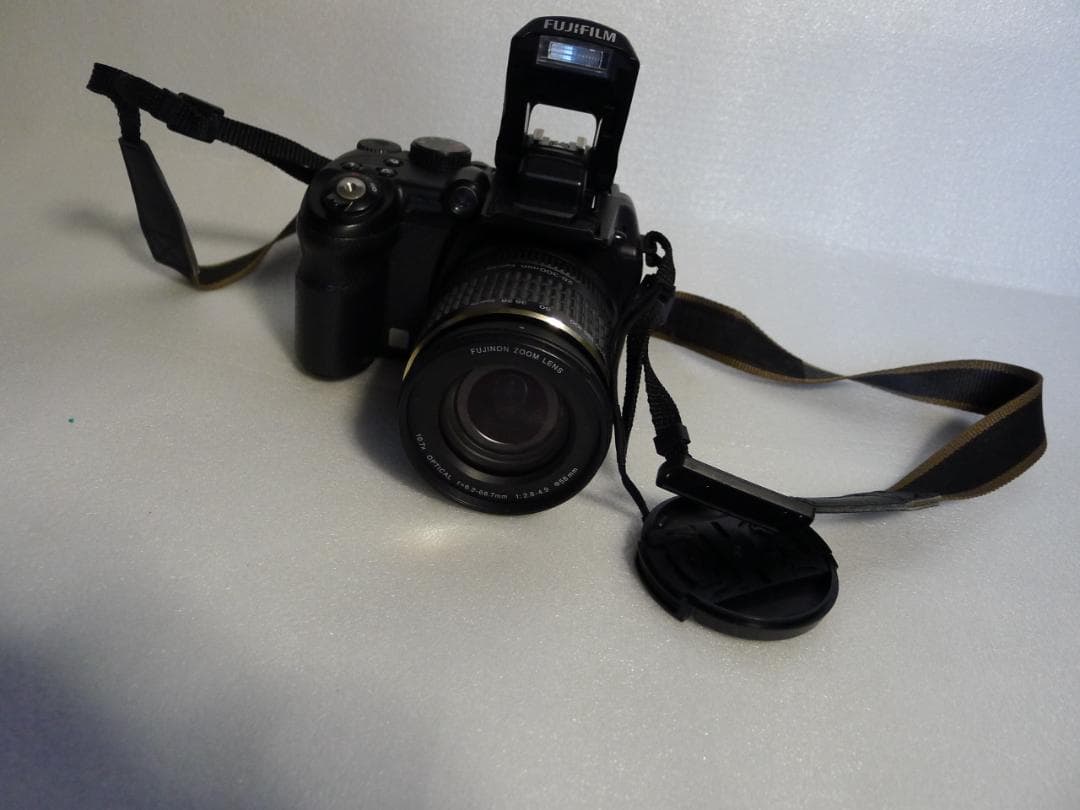 Fujifilm FinePix S9100 デジタルカメラ