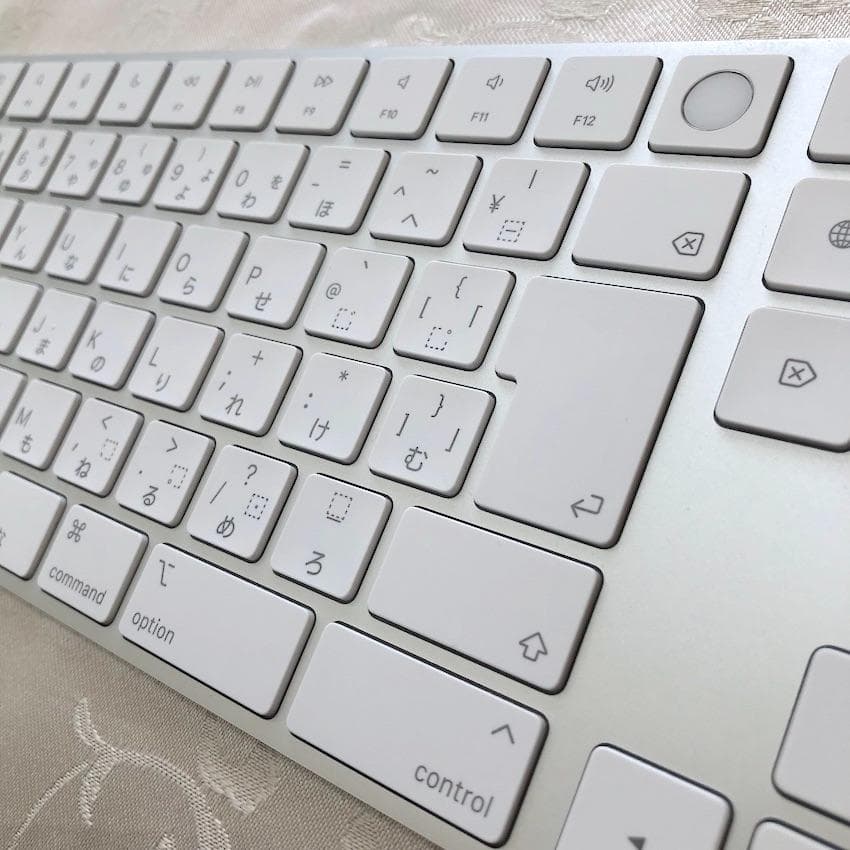 極上優良品｜Touch ID｜Magic Keyboard｜JIS｜テンキー