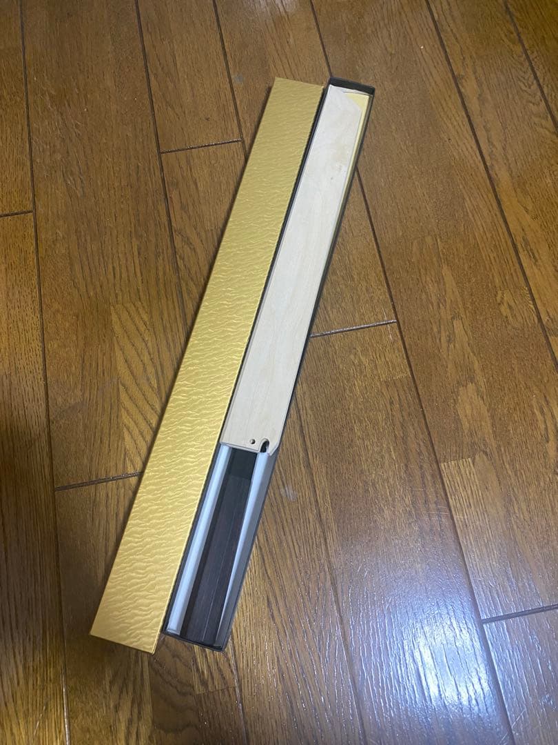 池田辰男 堺正行作 白二鋼 先丸　本焼包丁　刃渡り尺一　箱　鞘付き　波紋あり