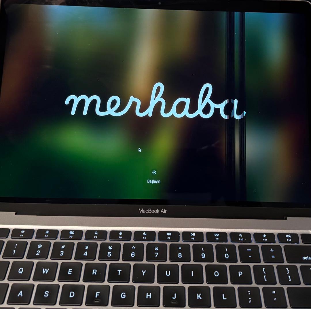 Apple MacBook Air M1 16GB 512GB 液晶不良